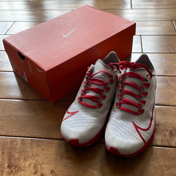 Nike Zoom Pegasus 37 Ohio State Mens Size 8.5 - Picture 2 of 12